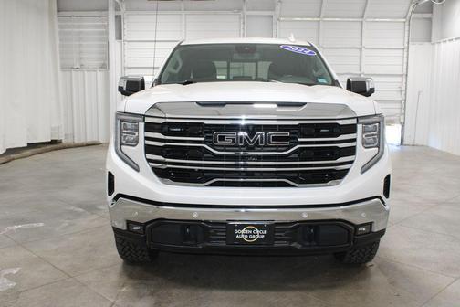 White Frost Tri-Coat 2024 GMC Sierra 1500 SLT
