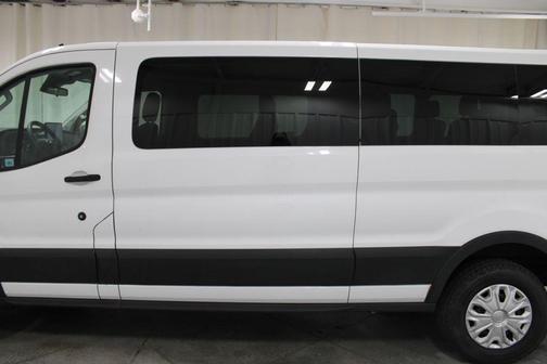 2022 Ford Transit-350 XLT