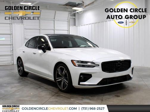 2019 Volvo S60 T6 R-Design