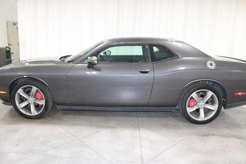 Granite Pearlcoat 2016 Dodge Challenger SXT