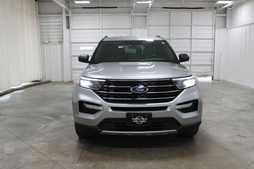 Iconic Silver Metallic 2020 Ford Explorer XLT