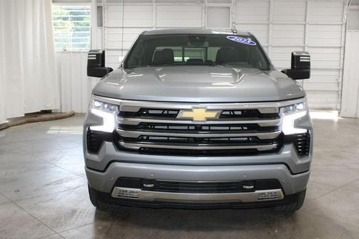 Sterling Gray Metallic 2025 Chevrolet Silverado 1500 High Country