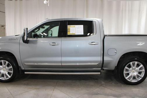 Sterling Gray Metallic 2025 Chevrolet Silverado 1500 High Country