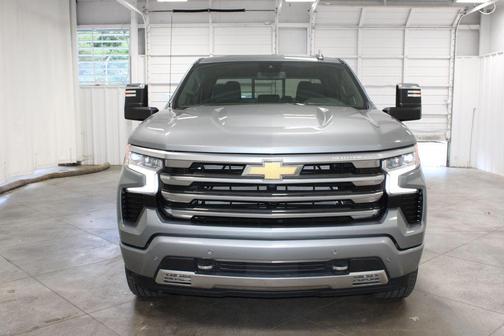 Sterling Gray Metallic 2025 Chevrolet Silverado 1500 High Country