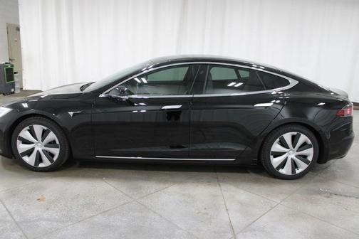 Black 2021 Tesla Model S Long Range