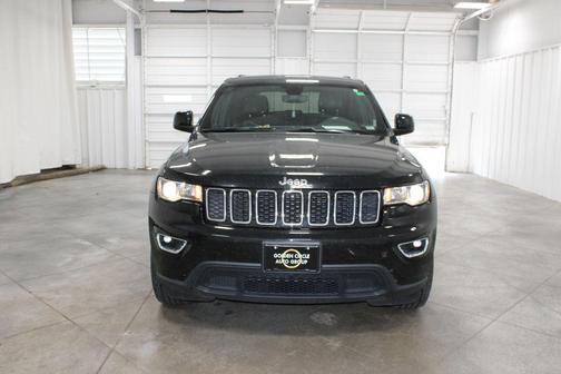 Diamond Black 2022 Jeep Grand Cherokee WK Laredo