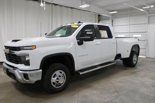 2024 Chevrolet Silverado 3500 LT