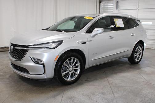 2022 Buick Enclave Avenir