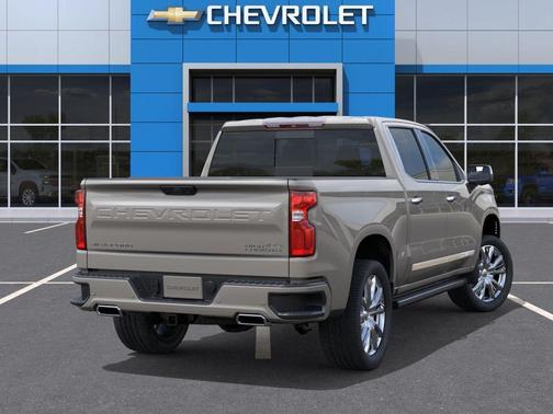 White Sand 2026 Chevrolet Silverado 1500 High Country