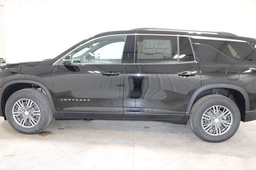 Mosaic Black Metallic 2026 Chevrolet Traverse LT