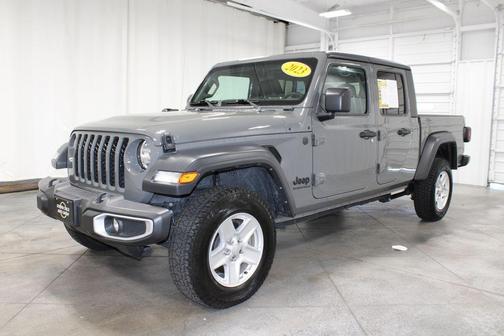 2023 Jeep Gladiator Sport