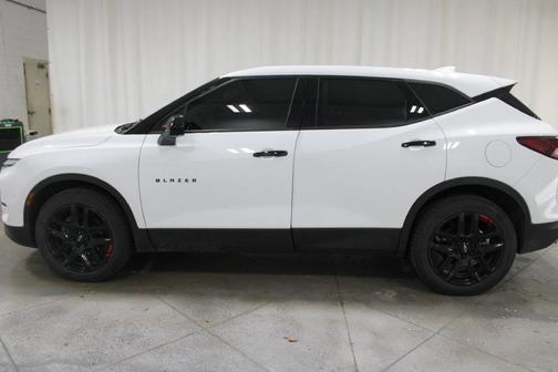 Summit White 2024 Chevrolet Blazer LT