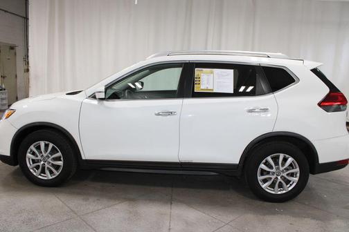 Glacier White 2017 Nissan Rogue SV