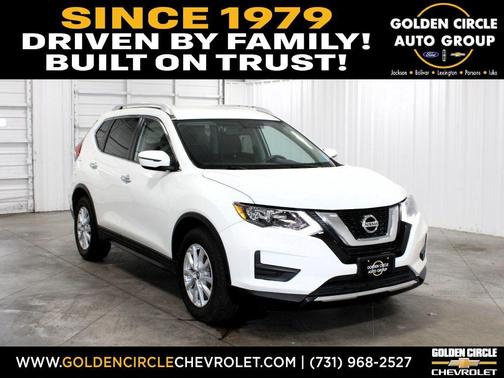Glacier White 2017 Nissan Rogue SV