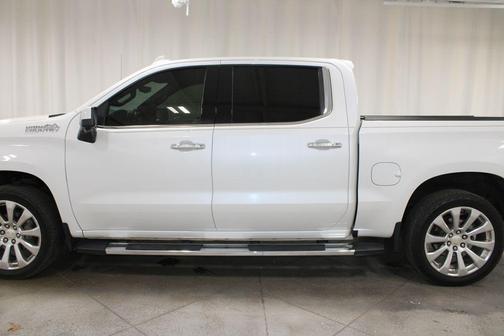 Iridescent Pearl Tricoat 2019 Chevrolet Silverado 1500 High Country