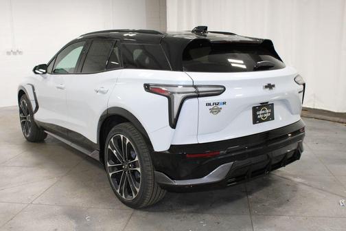 Polar White 2026 Chevrolet Blazer EV SS