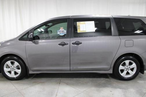 2019 Toyota Sienna L