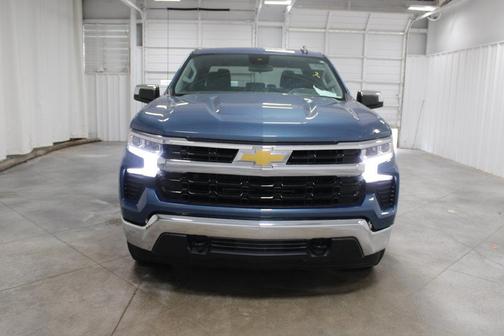Lakeshore Blue Metallic 2024 Chevrolet Silverado 1500 LT