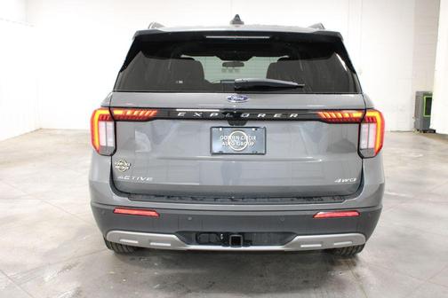 Carbonized Gray Metallic 2025 Ford Explorer Active