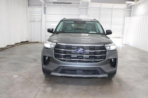 Carbonized Gray Metallic 2025 Ford Explorer Active