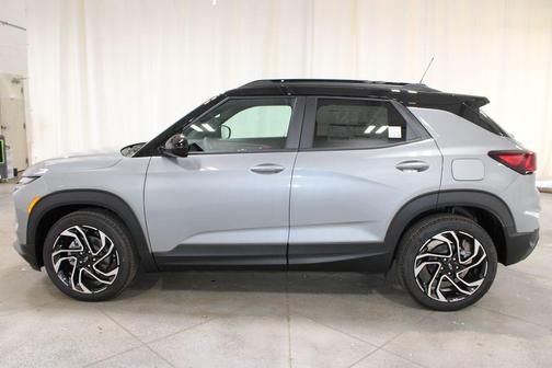 Sterling Gray Metallic 2026 Chevrolet Trailblazer RS