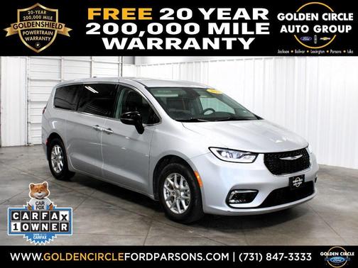 2024 Chrysler Pacifica Touring-L