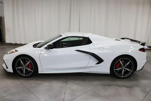 Arctic White 2023 Chevrolet Corvette Stingray w/2LT