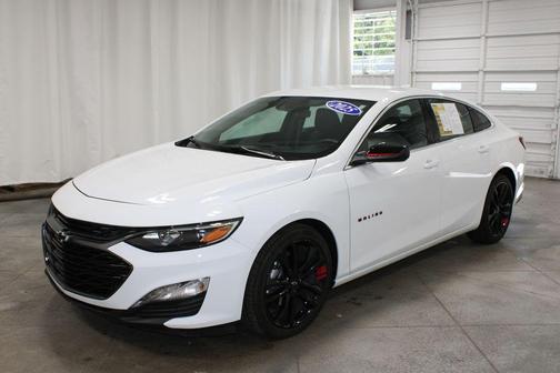 Summit White 2025 Chevrolet Malibu LT