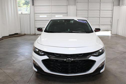 Summit White 2025 Chevrolet Malibu LT