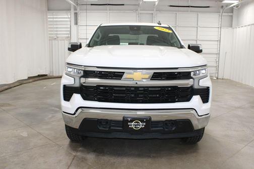 Summit White 2022 Chevrolet Silverado 1500 LT