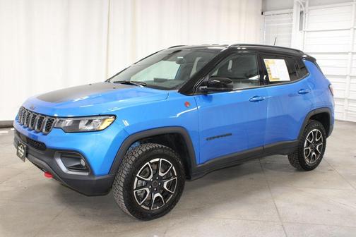 2025 Jeep Compass Trailhawk