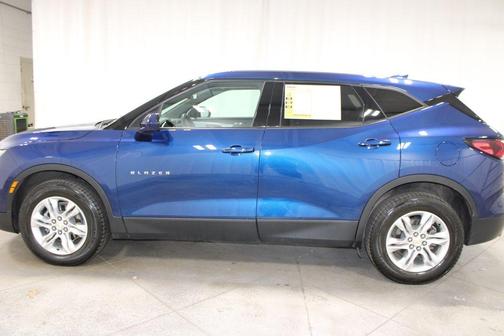 Blue Glow Metallic 2022 Chevrolet Blazer 2LT