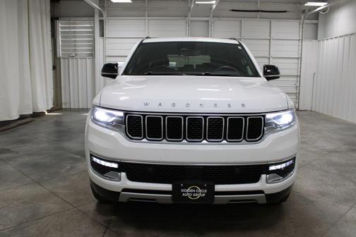 2023 Jeep Wagoneer Series II