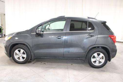 Nightfall Gray Metallic 2017 Chevrolet Trax LT