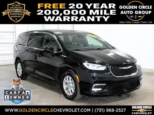 2025 Chrysler Pacifica Select