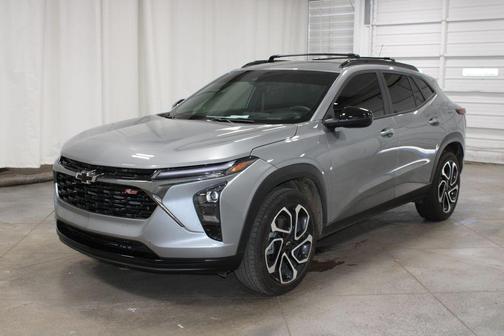 Sterling Gray Metallic 2025 Chevrolet Trax 2RS