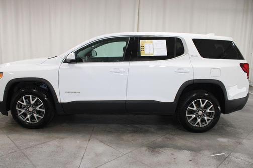 2022 GMC Acadia SLE