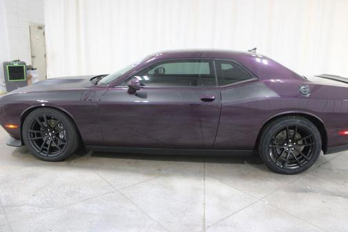Hellraisin 2021 Dodge Challenger R/T Scat Pack