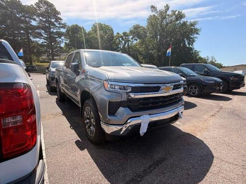 Sterling Gray Metallic 2026 Chevrolet Silverado 1500 LT