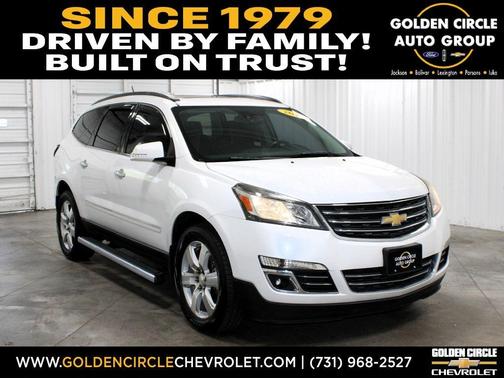 Iridescent Pearl Tricoat 2017 Chevrolet Traverse Premier