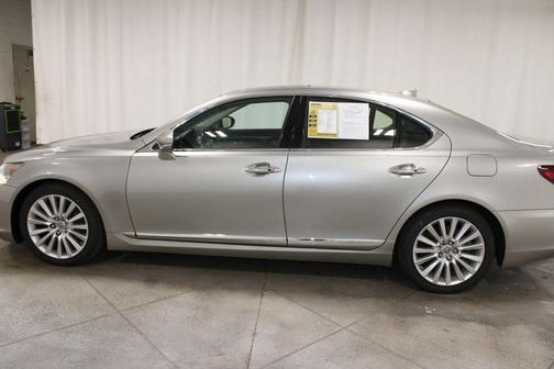 Atomic Silver 2017 Lexus LS 460 Base