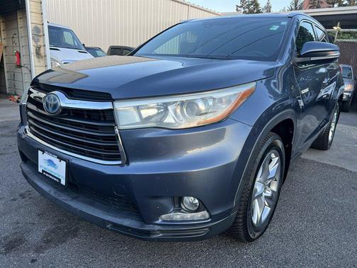 Nautical Blue Metallic 2015 Toyota Highlander Hybrid Platinum