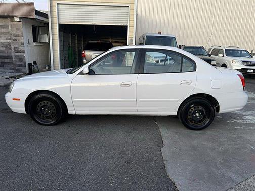 Nordic White 2003 Hyundai ELANTRA GLS