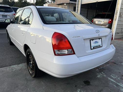 Nordic White 2003 Hyundai ELANTRA GLS