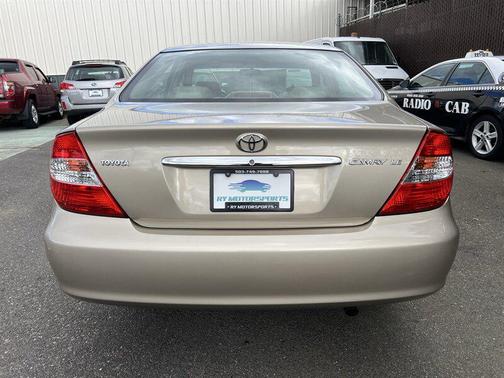Desert Sand Mica 2004 Toyota Camry LE