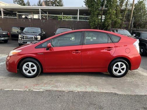 Barcelona Red Metallic 2014 Toyota Prius Four