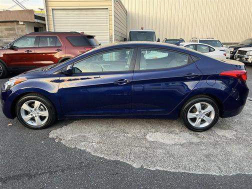Indigo Blue Pearl 2011 Hyundai ELANTRA GLS