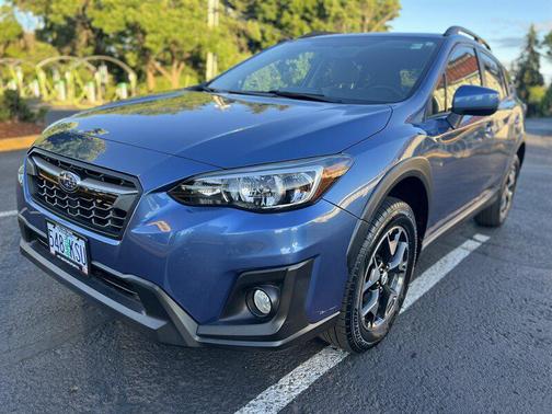 Quartz Blue Pearl 2018 Subaru Crosstrek 2.0i Premium