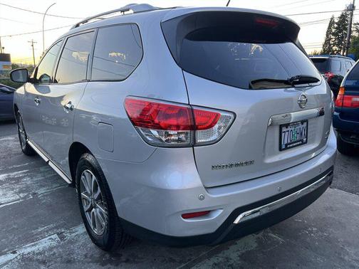 Brilliant Silver 2015 Nissan Pathfinder SV