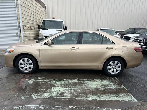 Sandy Beach Metallic 2010 Toyota Camry LE